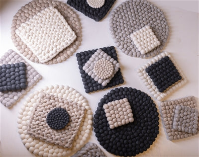 Wool Pom Chairpad/Trivet Dia13.60 NATURAL BEIGE - A - NATURAL BEIGE