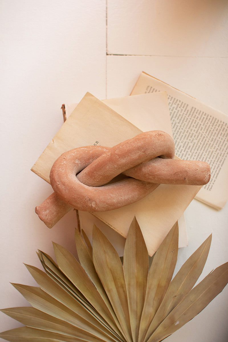 Whitewash Clay Knot
